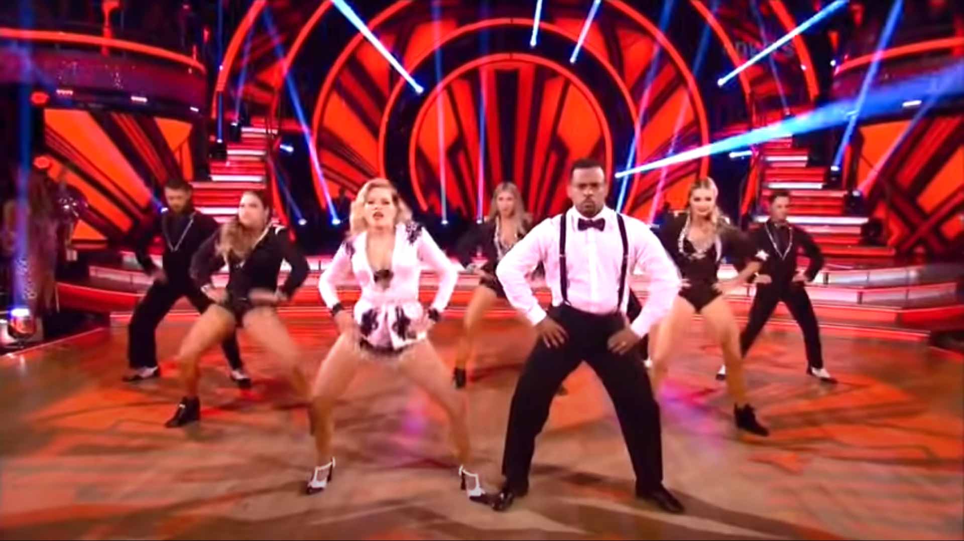 Alfonso Ribeiro and Witney Carson Dancing With The Stars Freestyle