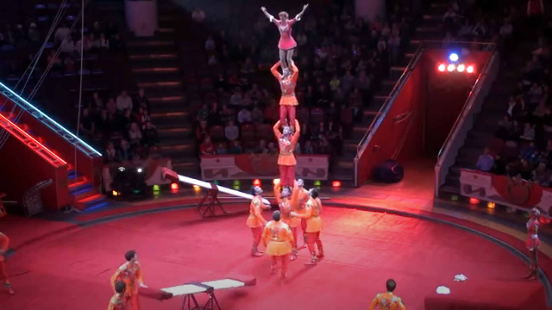 Most Amazing Circus Act You Have Ever Seen Image10 
