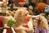 The Muppets - A Muppet Family Christmas (1987) A Holiday Spectacle with Fozzie, Kermit, and Friends